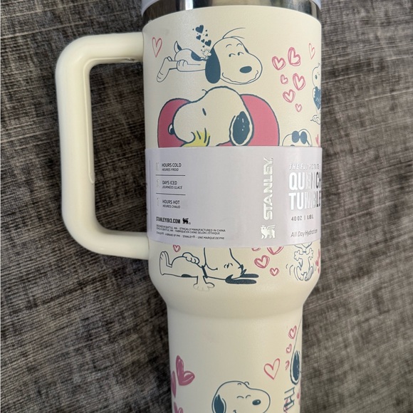 Stanley Cream Travel Mug with Pink Hearts - Picture 3 of 4